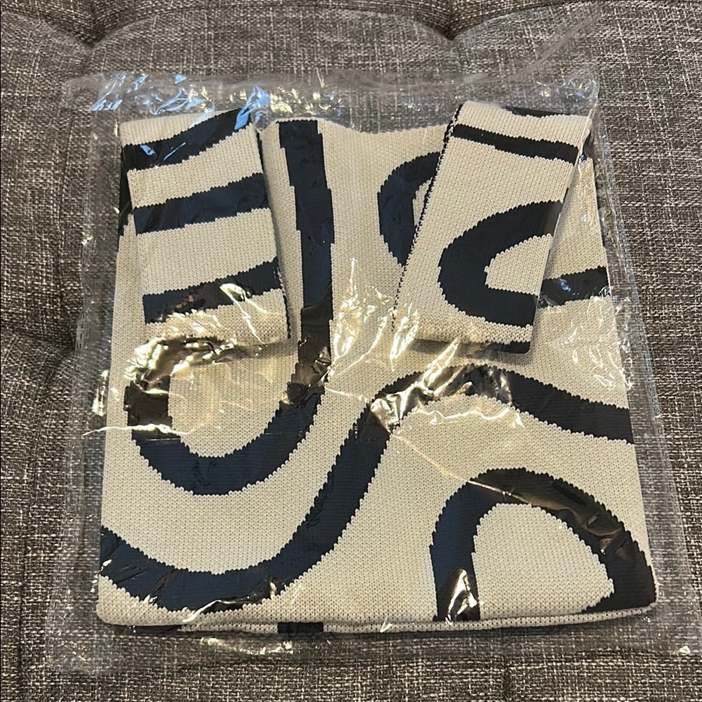 Black and Cream Patterned Mini Tote Bag